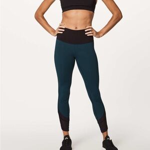 Lululemon Ready Set Go 7/8 Tight (25") Legging Submarine / Black